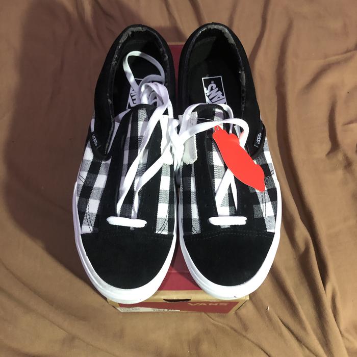 EX DISPLAY PT NAVYA VANS SLIP ON CUT AND PASTE CHECKERBOARD ORIGINAL RESMI STORE SIZE 46