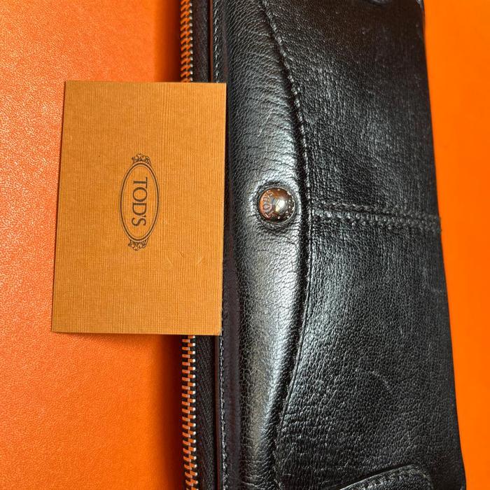 TODS wallet authentic