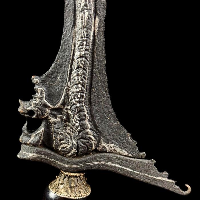 Keris Naga Jangkung Pamor Dwi Warno Tangguh Pajang Era Mataram Sepuh Kuno Istimewa