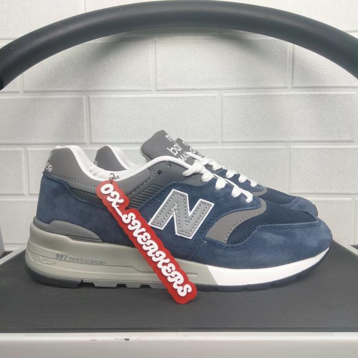 SEPATU SNEAKERS NB 997 NAVY MEN'S