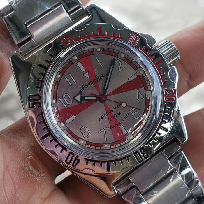 Russian Vostok Diver “Radio Room” silver NOS jam tangan pria analog