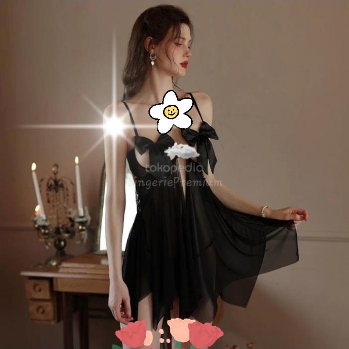 Lingerie baju dinas istri hot bagian dada terbuka dan ada kait