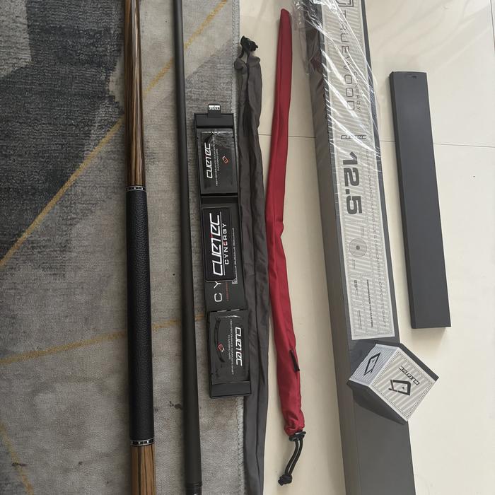 Cuetec truewood ebony 2 Ltw Like new