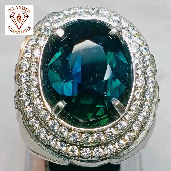 TRI COLOR SAPPHIRE 8,47 CRT