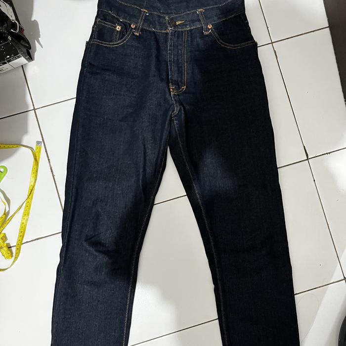 Thrift - Preloved - celana jeans LVIS 505 uk 28