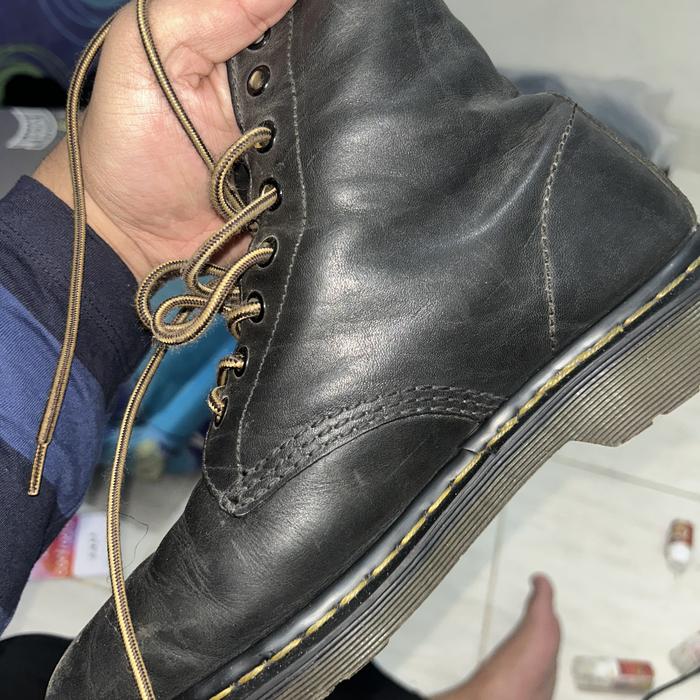 sepatu dr martens cappers