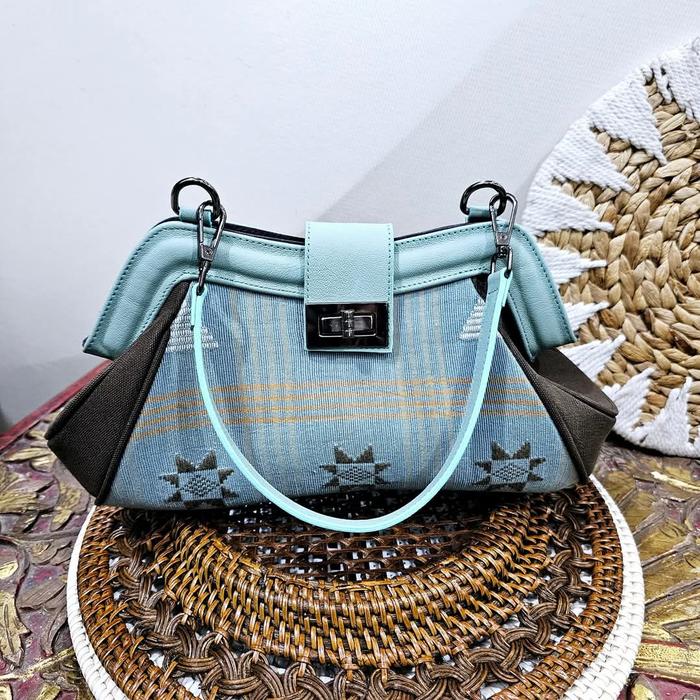 TAS PESTA CLUTCH ETNIK ULOS MEDAN KULIT ASLI AWK-5