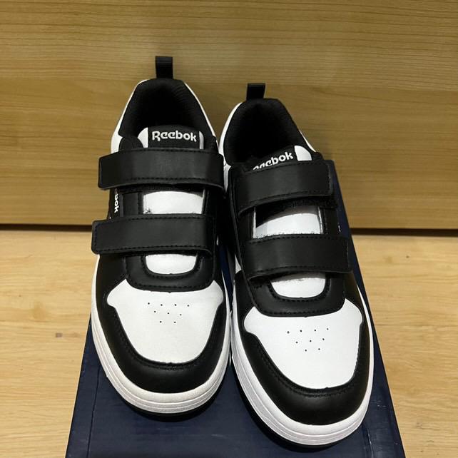 Reebok Sepatu Anak Putih Hitam Royal Prime