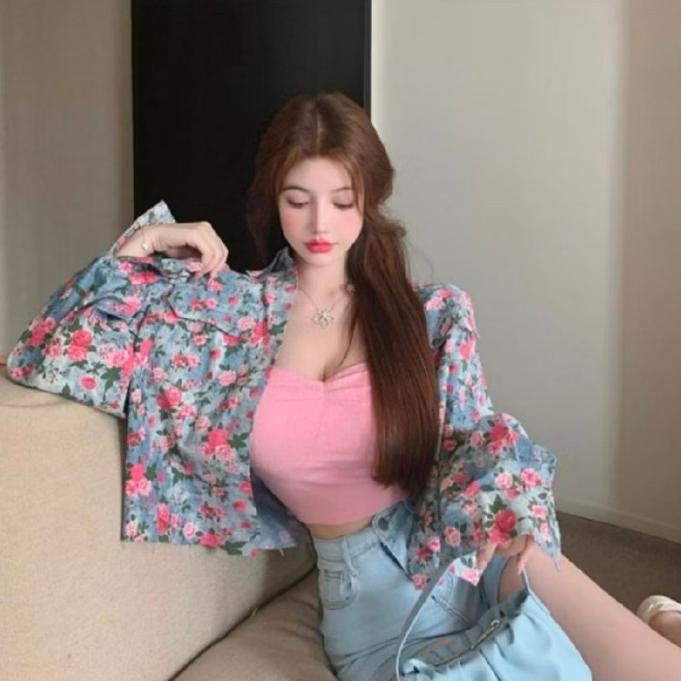 Rose printed jacket jeans jacket denim motif bunga