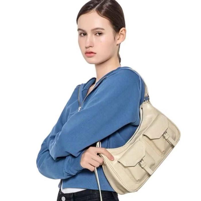 Stand Oil Joey Shoulder Bag