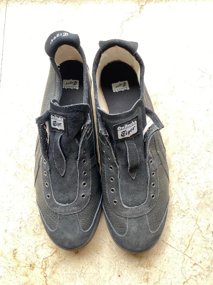 Sepatu Onitsuka Tiger Mexico 66 Slip-On Triple Black [ORI]