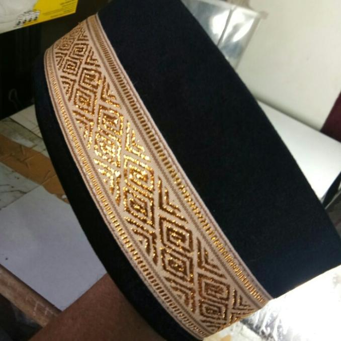 peci songkok hitam khas aceh