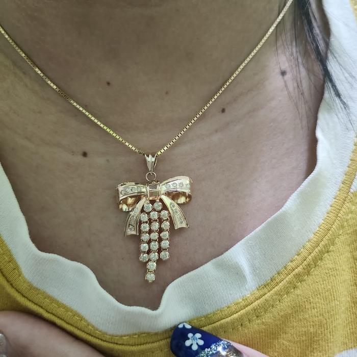 Berlian Medan Mainan kalung model Pita