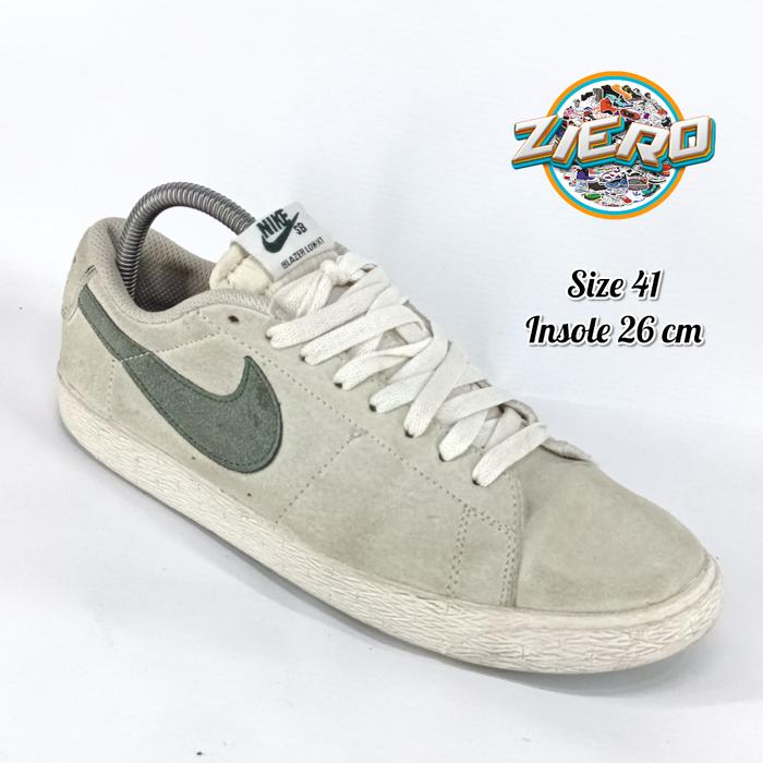 sepatu sneakers pria Nike sb blazer low