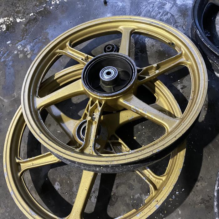 velg jupiter cw original request warna