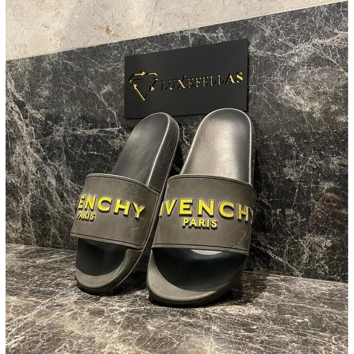 Givenchy 3D Yellow Logo Black Slide