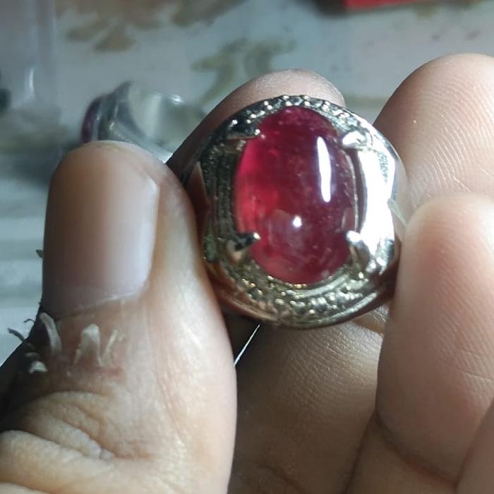 Ruby pigeon blood Mozambique