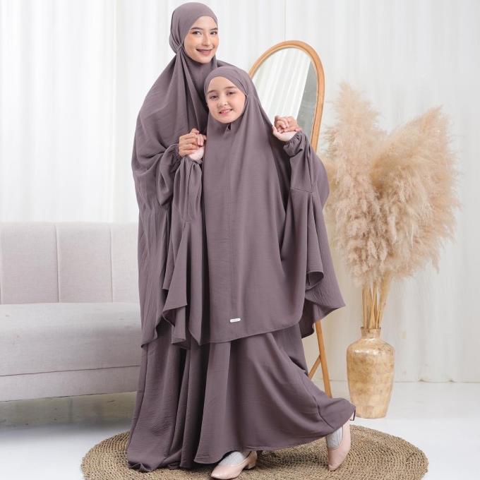 TERBARU/ Bee-Bee Clothes\ Gamis Couple Mom and Kids Cringkel Airflow Premium by Luthfia Kids