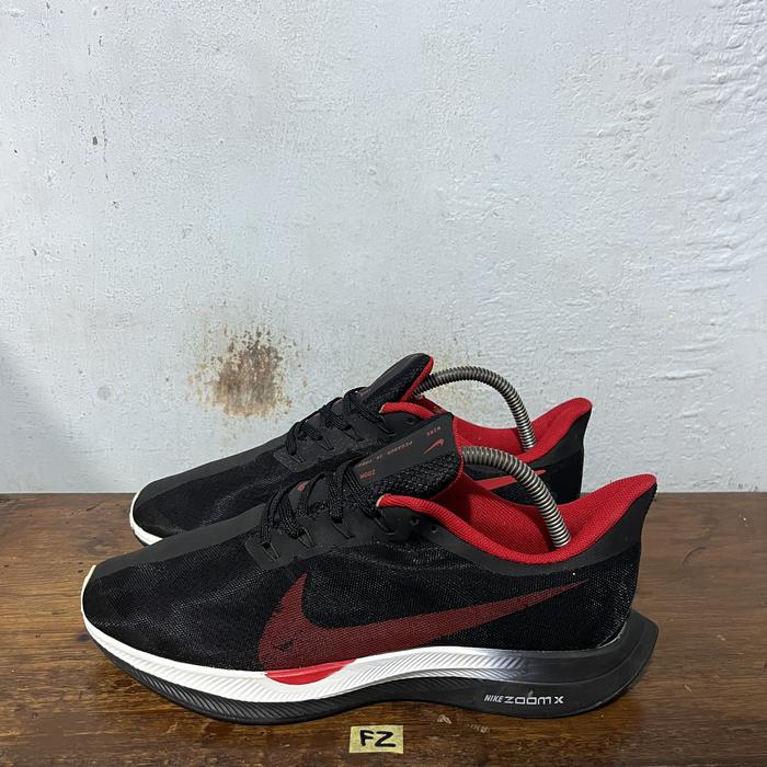 Sepatu second ori Nike zoom pegasus turbo 35 size 40