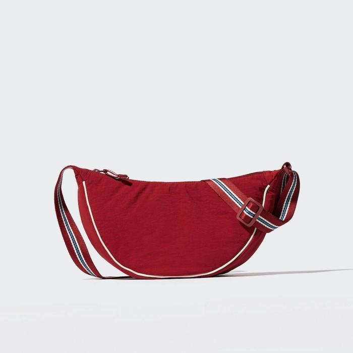 Tas selempang sling bag Uniqlo Original red merah round mini shoulder bag lined