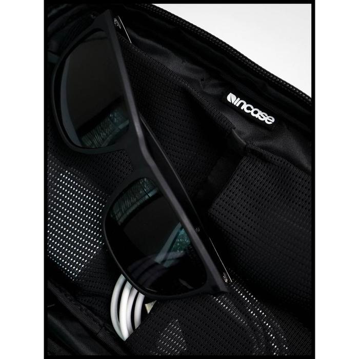 Incase Nylon Accessory Organizer Pouch Bag (Intr400402) | Pouch Bag Pria | Tas Tangan Pria| Tas Mini
