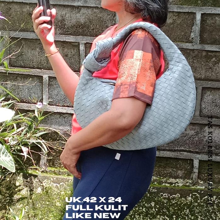 Tas wanita preloved branded BottegaVen*, ziperRiri kulit asli limited edition