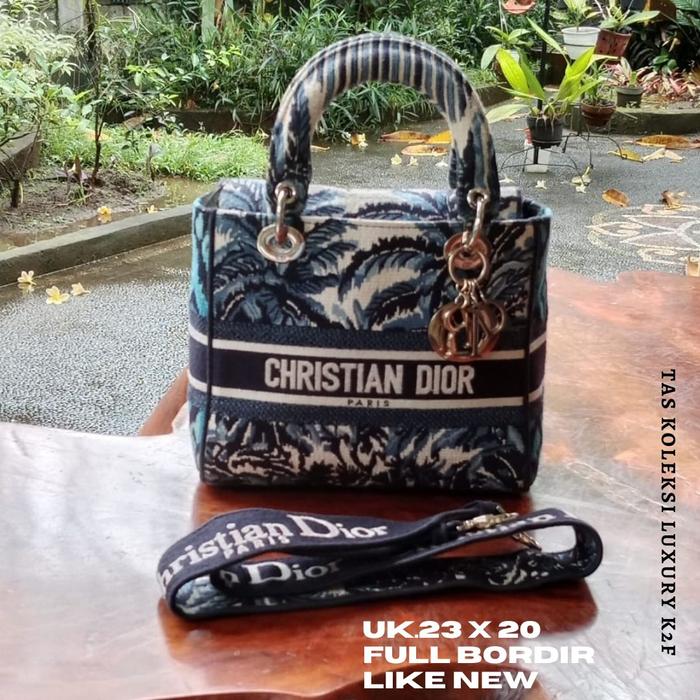 Tas wanita preloved branded CristianDioro*, full bordir limited edition balikzipCd