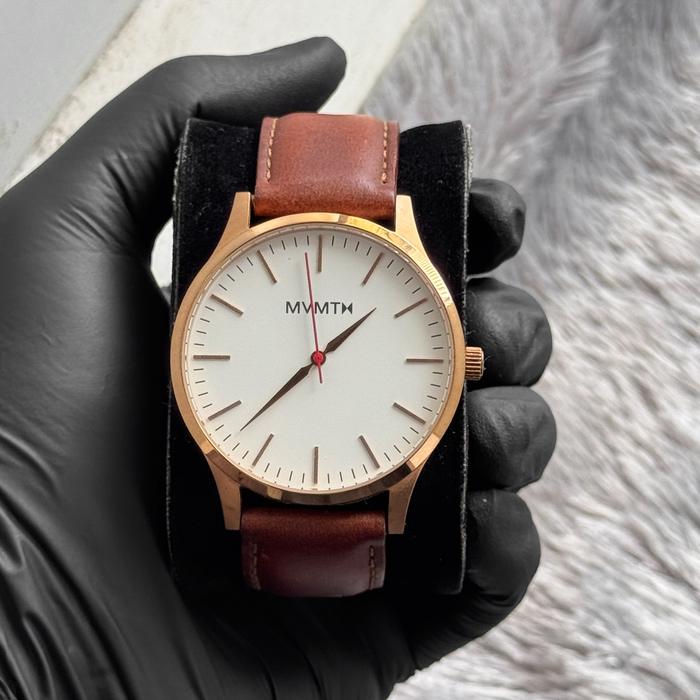 (Barunya 2jt) Jam Tangan Pria MVMT Original