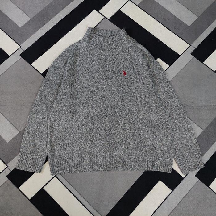 Polo ASSN Sweater in Grey
