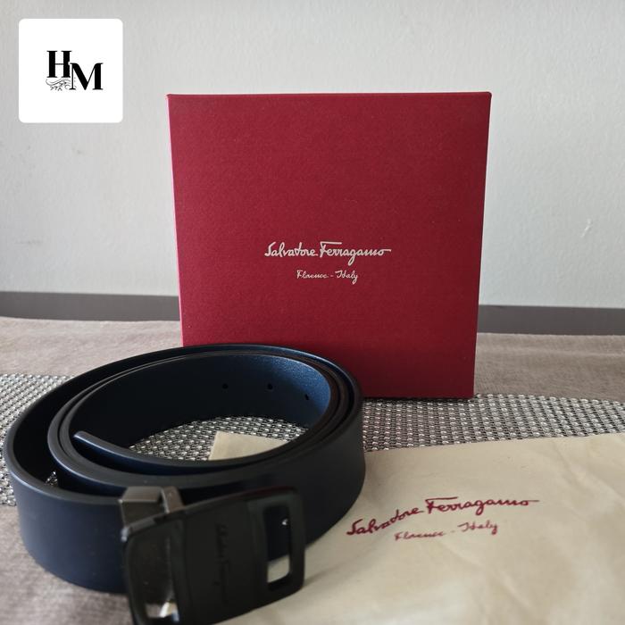 Salvatore Ferragamo Belt Ikat Pinggang Navy Biru Tua 122 cm Black Hardware Hitam BARU