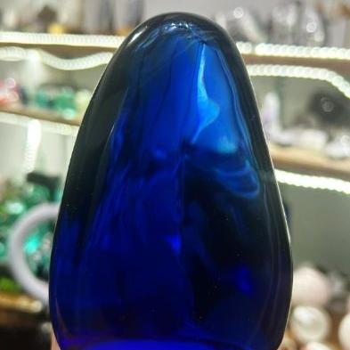 Obsidian poles warna biru