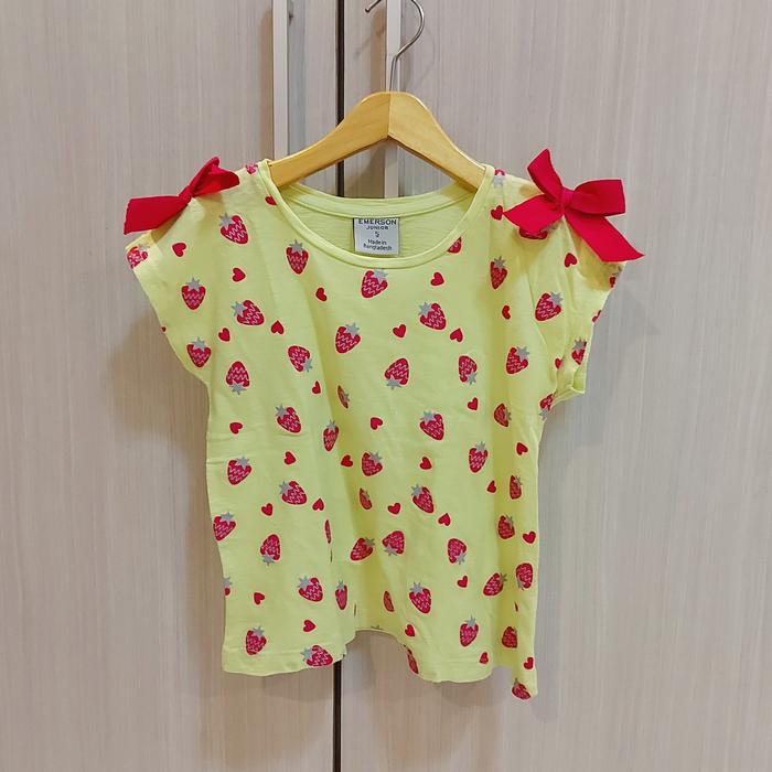 Strawberry top anak perempuan (preloved)