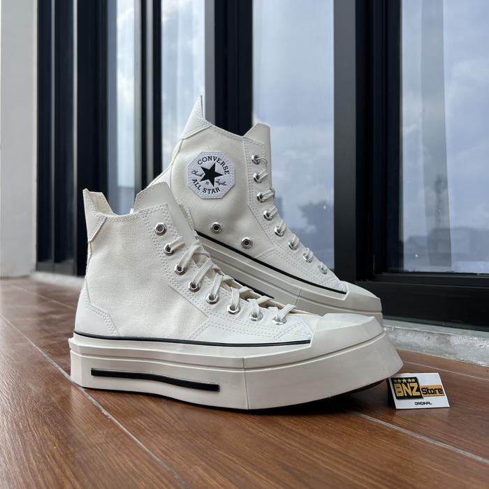 Converse Chuck 70 De Luxe SquaredHi Unisex Sneakers-Black/White/Egret