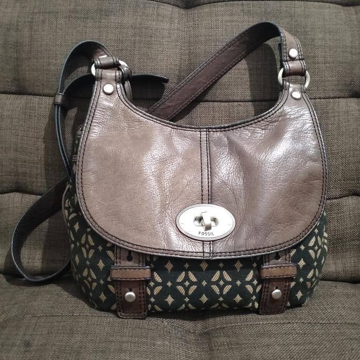 [Link CO tas Fossil] Preloved | Fossil Maddox Flap Dark Pecan | Ori | (baca deskripsi)