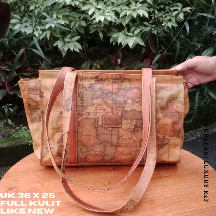 Tas wanita preloved branded gambar Peta, kulit asli lentur