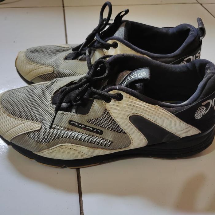 Sepatu Discovery Expedition Flo Run