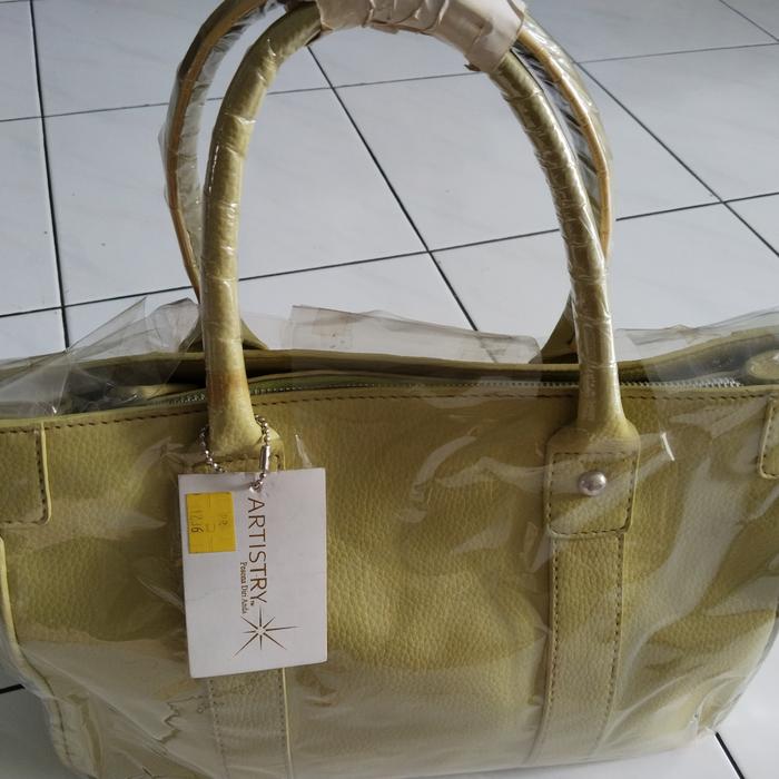 Tas Tenteng Kulit/ Handbag Artistry
