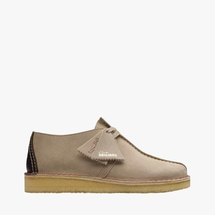 Clarks Desert Trek Women's Sneakers - Sand Suede