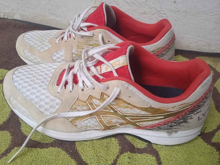 Sepatu Pria Asics lyteracer Original