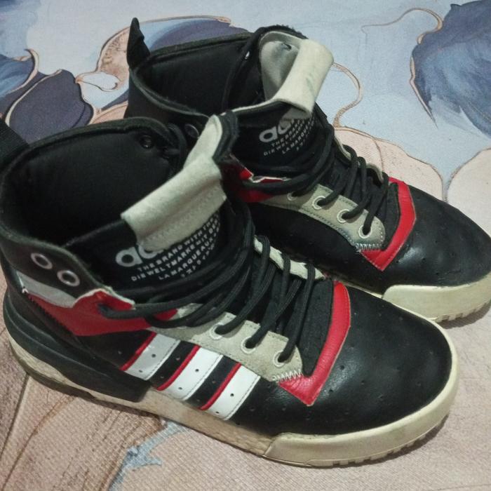 Sepatu Branded Adidas High Kulit Size 41 NoTag (Second)