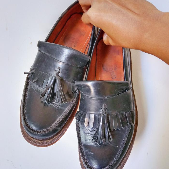 Sepatu DocMart Wanita Preloved Hitam Shoes