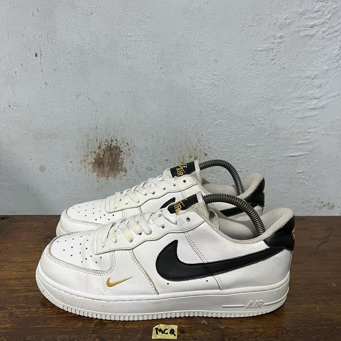Sepatu second branded nike af1 low black white size 41