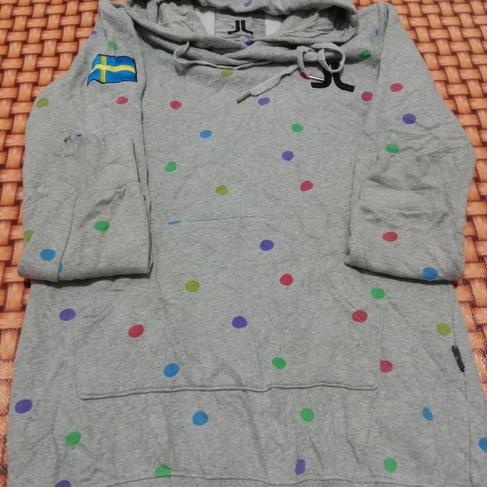 Hoodie Sweden JL warna grey size XL kondisi 90%