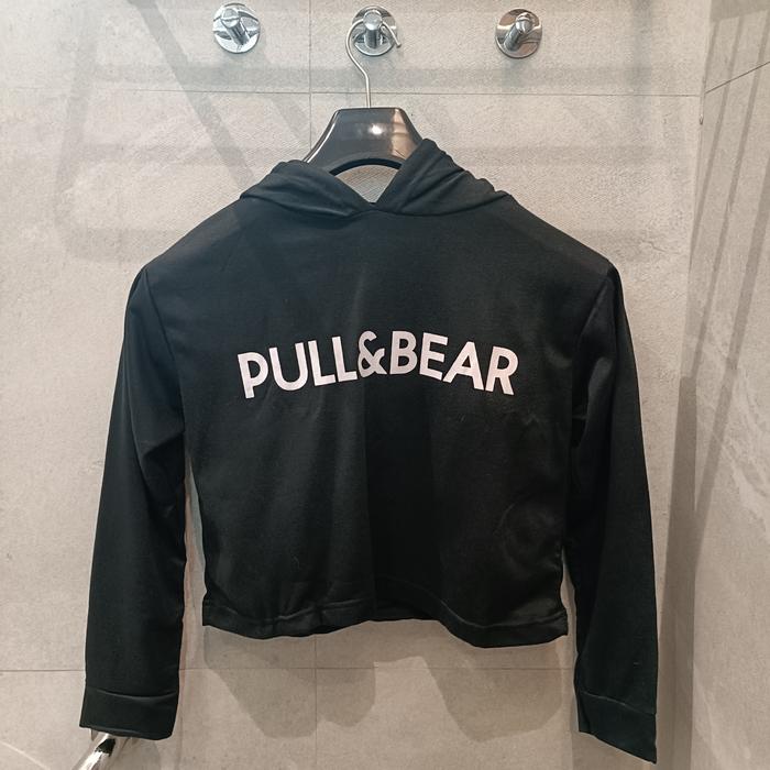 Jaket Hoodie Crop Top Hitam Pull & Bear