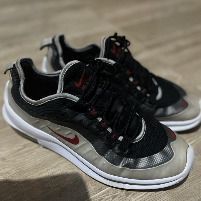 Sepatu Nike Air Max Second Preloved Sneakers Putih Hitam