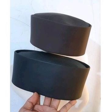 Peci Kopiah Kulit Asli Peci Songkok Warna Hitam Putih Cokelat Merah