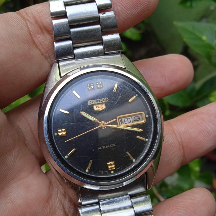 Jam tangan pria seiko otomatis