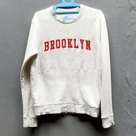Crewneck Sweater BROOKLYN | Brand GIORDANO | Thrift Bekas Preloved Second