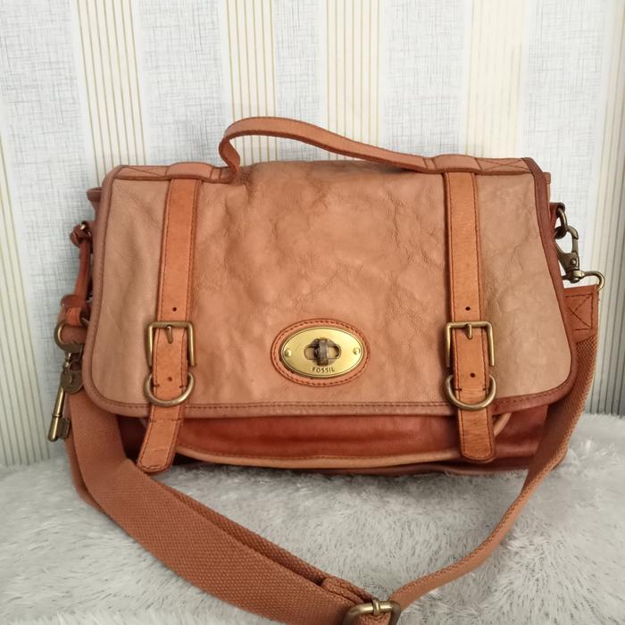 Tas Fossil VRI lengkap kunci love