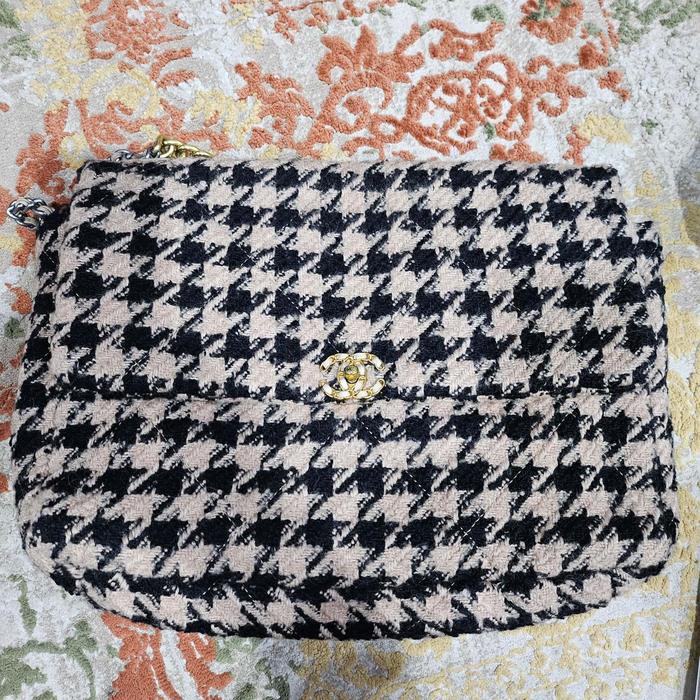 Prelove vintage Chanel large tweed quilted flap bag